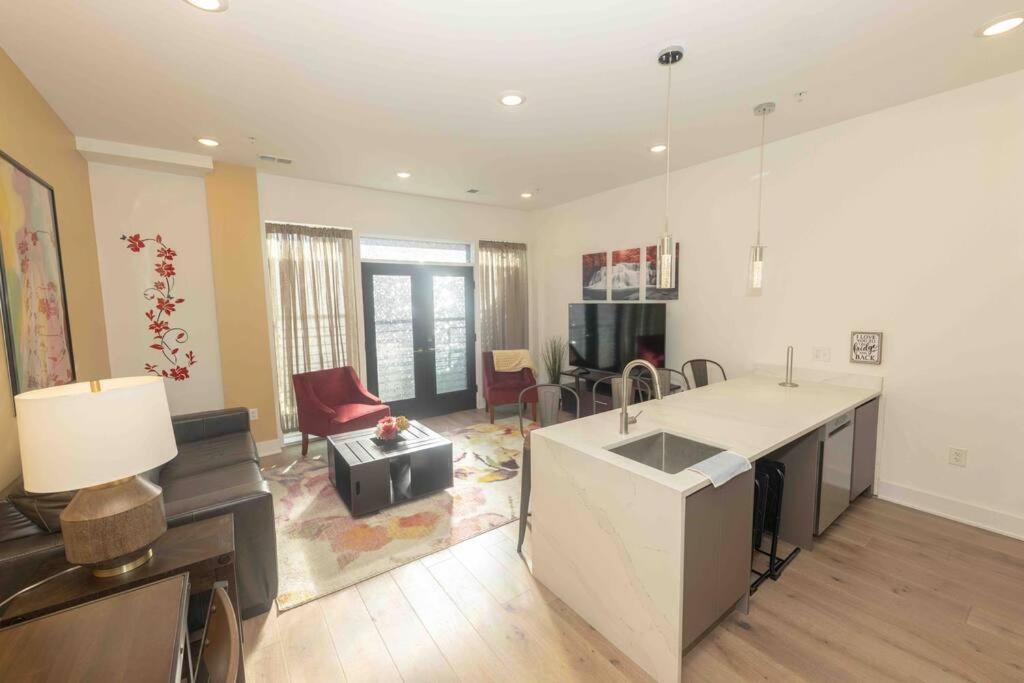 Luxurious In The Heart Of The City